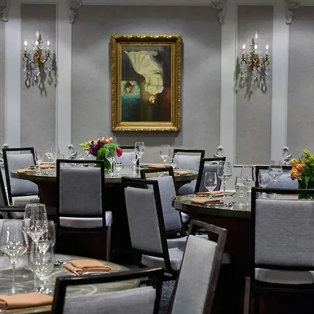 Le Pavillon, New Orleans, A Tribute Portfolio Hotel-3