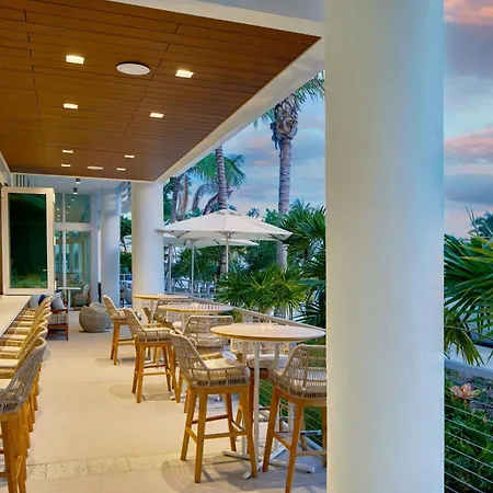 Ac Hotel By Marriott Fort Lauderdale Beach-2