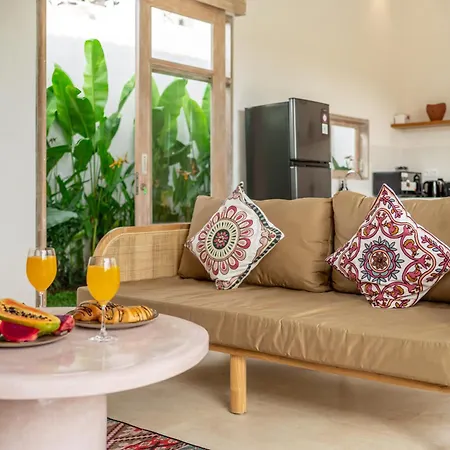 Bambola - Spacious Patio Villa With Large Private Pool-3