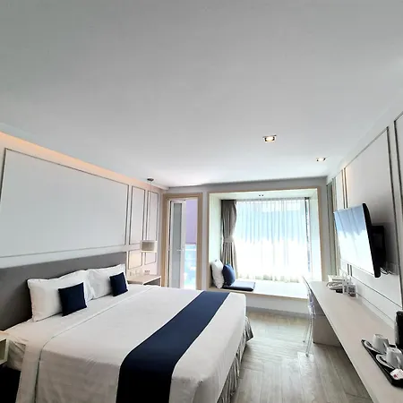 The Bloc Hotel Phuket-3