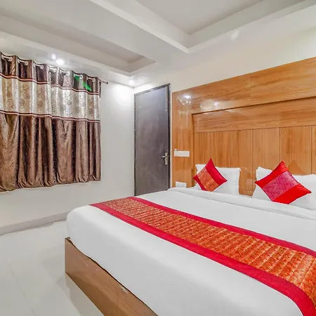 Hotel Mayank Plaza-Near Igi Airport Terminal-3-2
