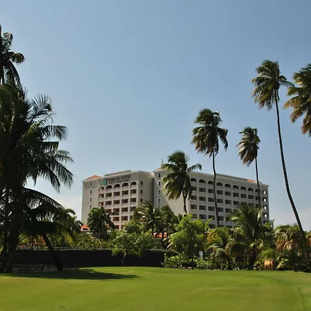 Embassy Suites By Hilton Dorado Del Mar Beach Resort-2