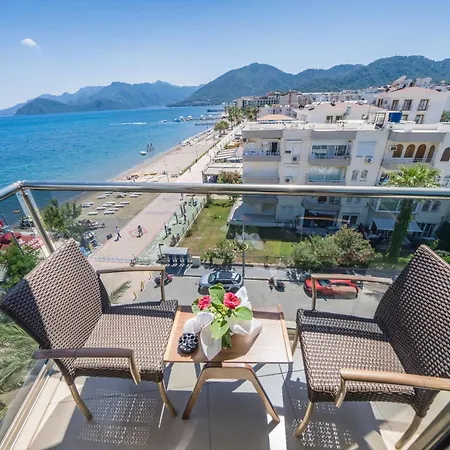 Aurasia Beach Hotel-3