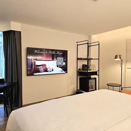 Public House Hotel Bangkok, A Member Of Design Hotels-2
