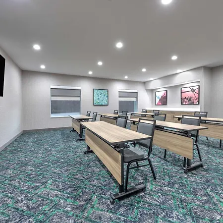 Home2 Suites By Hilton Dallas I-30 Cockrell Hill-2