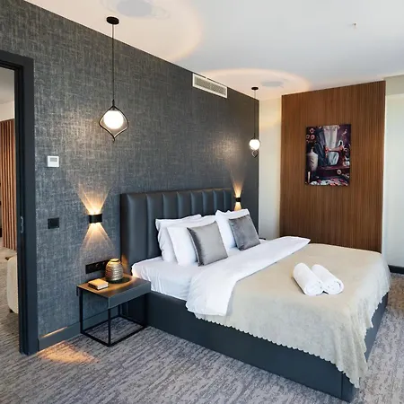 Nova Luxe Hotel & Residences-2
