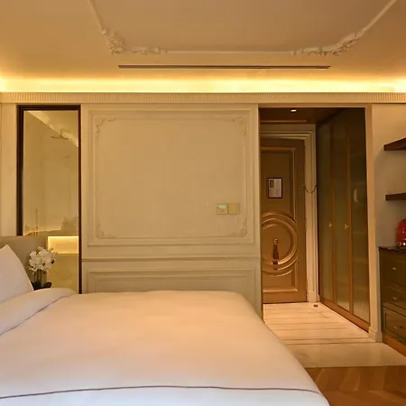 The Townhouse Hotel - Small Luxury Hotels Of The World-2