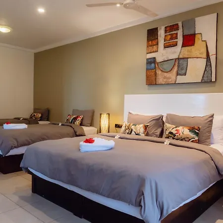 Smugglers Cove Beach Resort & Hotel-2