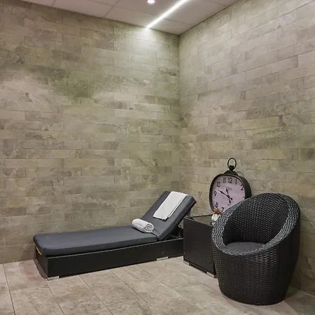 Appart'Hotel Odalys City - Paris Montmartre-3