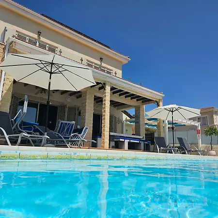 Villa Ocean Breeze-2
