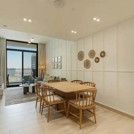 Stylish 3 Bedroom In Jvc-3