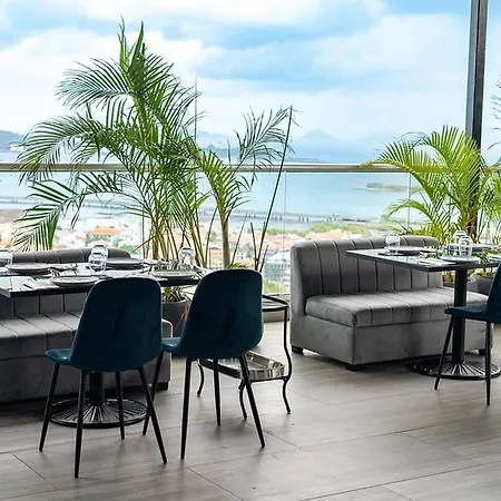 Sofa Bed Stay Rooftop Pool Gym, Avenida Balboa Next To Hilton-3