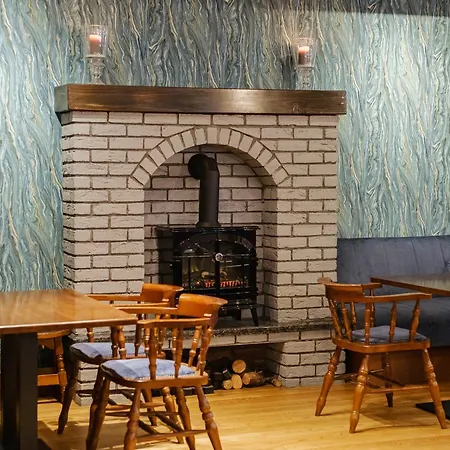 Central Hotel Donegal-2