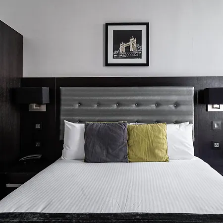 The W14 Kensington-3