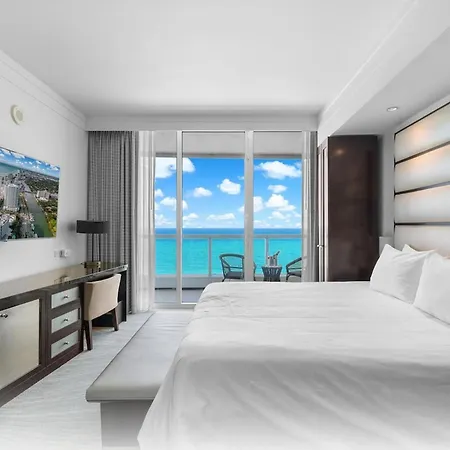 Fontainebleau Miami Beach Sorrento Private Ocean Luxury Suite-3