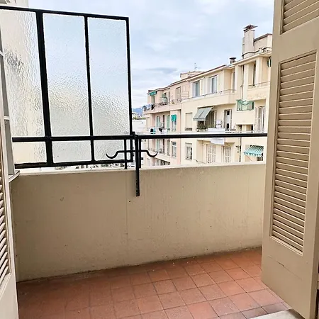 Rossini Flat With Terrace-2