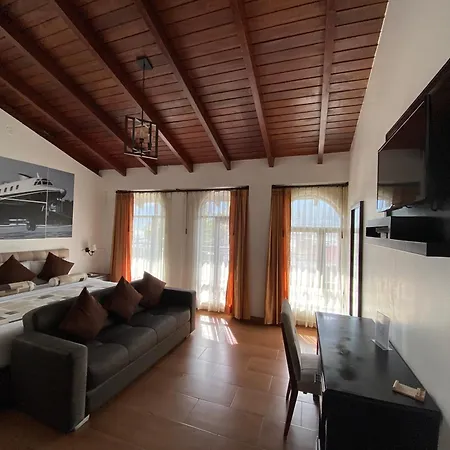 Air Suites Hotel Boutique-2