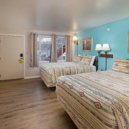 Apache Motel-3