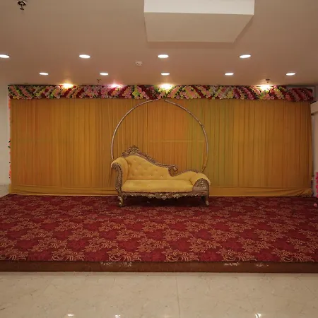 Hotel The Anvi Residency Sector 122-2