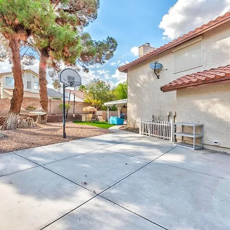Treasure Bay-3Br Pool & Hot Tub Oasis Near T Strip-2