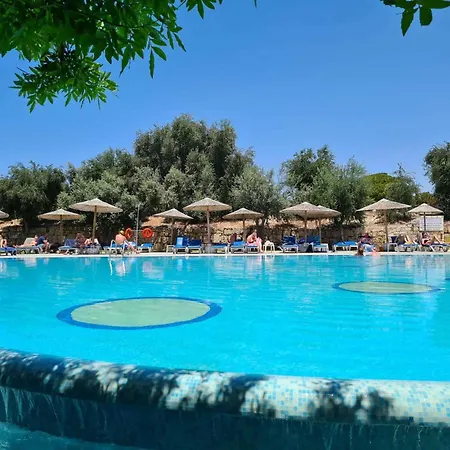 Basilica Holiday Resort Apts-2