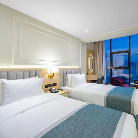 Grand Ambassador Hotel-3