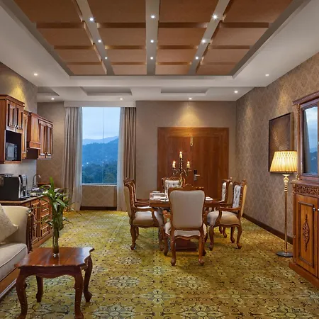 The Golden Crown Hotel-3