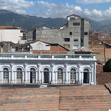 Del Parque Hotel & Suites-3