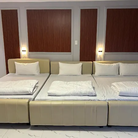 Clark Cu Hotel-3
