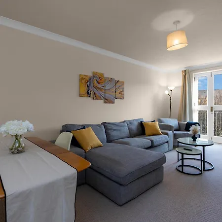 1 Double Room In Shared Apartment In Central Edinburgh With Free Parking-2