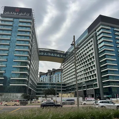 Dubai Palm Jumeirah - Free Infiniti Pool And Private Beach-3