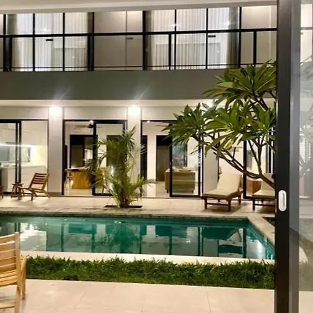 New Villa In The Center Of Seminyak & Kuta-3