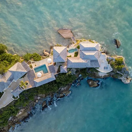Blue Waters Resort And Spa-2