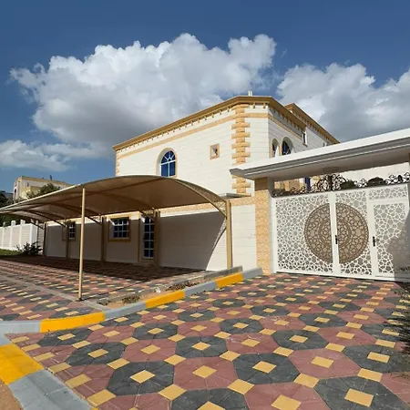 International Abu-Dhabi Hostel Villa-2