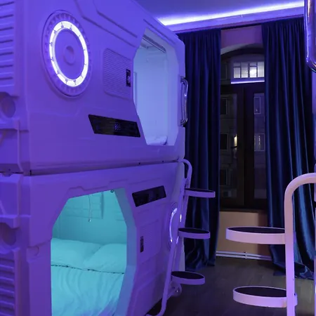 Capsula Hotel-2