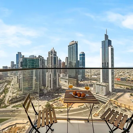 Modern 1Br In Downtown I Near Dubai Mall & Fountain-3