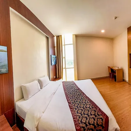 Courtyard Hotel 1Borneo-2
