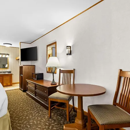 Best Western Adirondack Inn-3