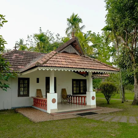 Palmgrove Lake Resort-3
