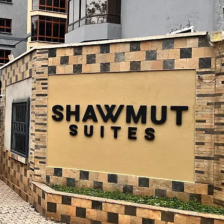Nakuru Cbd Luxury Suites With Heated Pool, Gym, Secure Parking-3