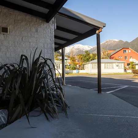 Alpine Glacier Motel-3