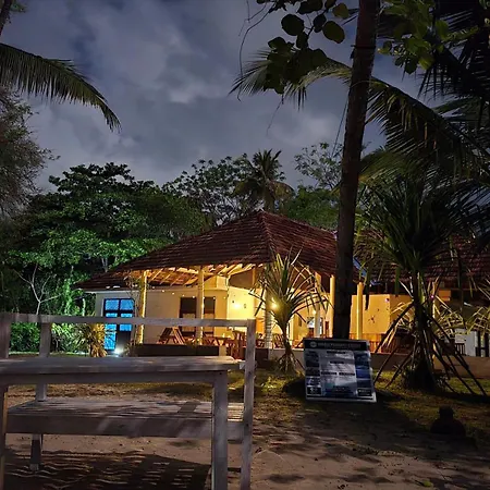 Talalla Beach Bungalows-2