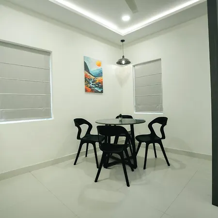 Hotel Euphoria Airport Zone-3