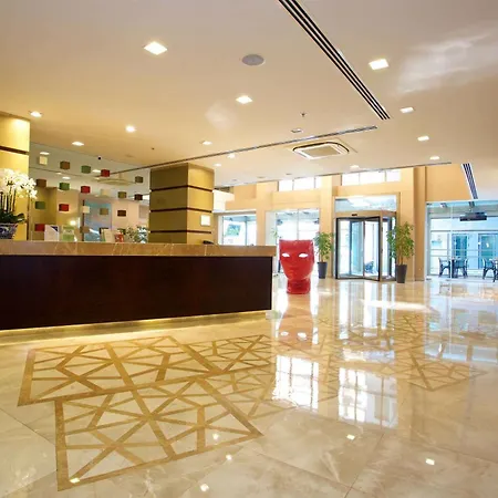 Ramada By Wyndham Istanbul Taksim-3