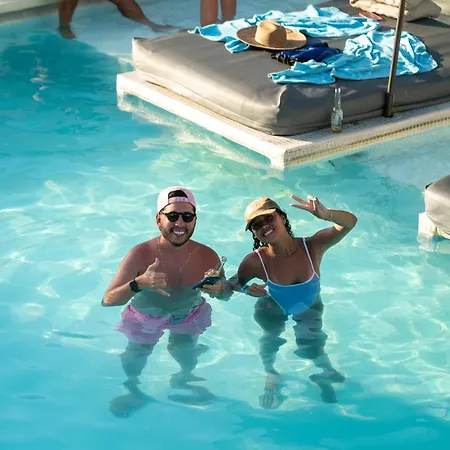 Dreamer Beach Club-2