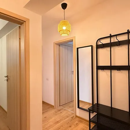 Isg Apartment - Near Carol Park & Unirii Area - Rh Living-3