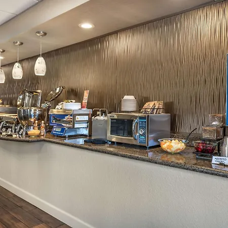 Best Western Plus Peak Vista Inn & Suites-2