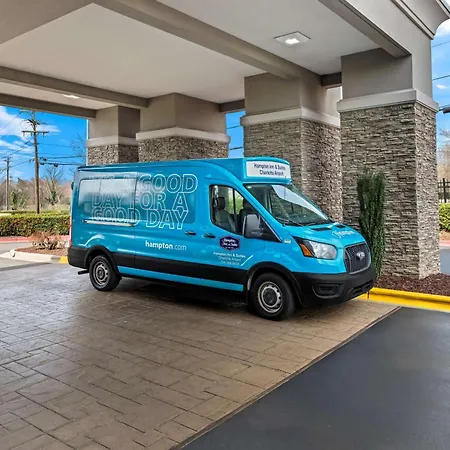 Hampton Inn & Suites Charlotte-Airport-2
