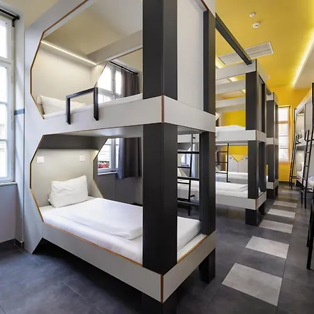 The Hive Party Hostel Budapest-3