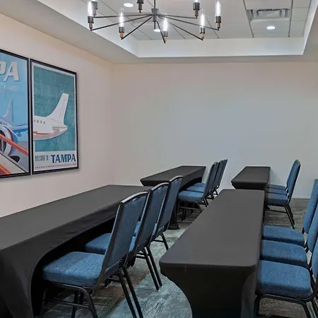 Hilton Garden Inn Tampa Airport/Westshore-3